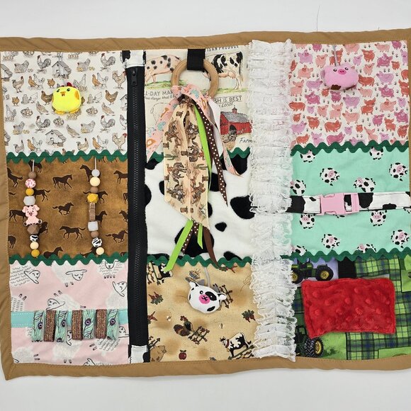Farm-Themed Fidget Quilt Blanket For Elderly, Dementia & Alzheimer’s Patients - Picture 2 of 13